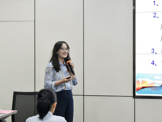 电子信息工程学院举办2025年度教师节庆祝大会